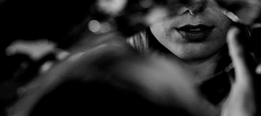 Feature for Broken Mirror